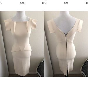 US 0 2 / UK 6 Pigalle Sheath 100% Wool Dress